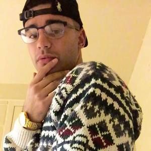 Meet your Posher, Diego